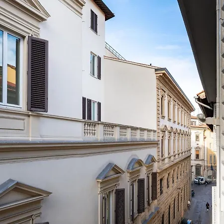 Istay - Zannetti Florence