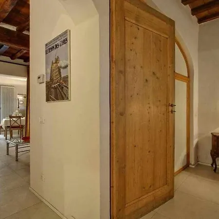 Apartment Il Tulipano With Patio *