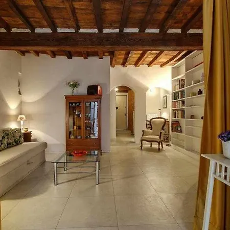 Il Tulipano With Patio Apartment Florence