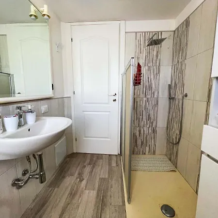 Apartment Big With Free Parking *