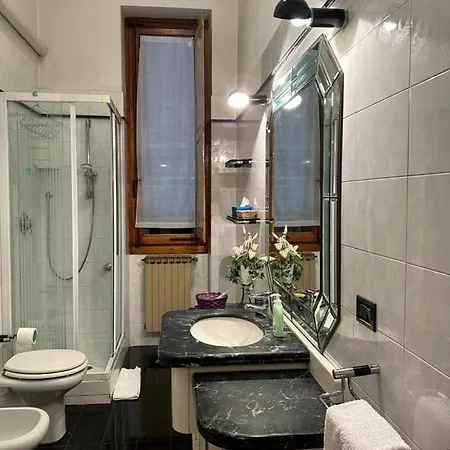 Soffiano Flat - 15 Mins From The Old Town Centre