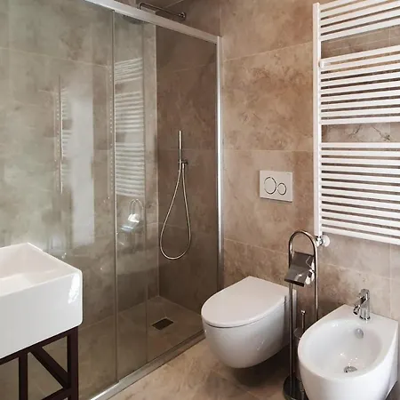 Apartment Chic Boutique