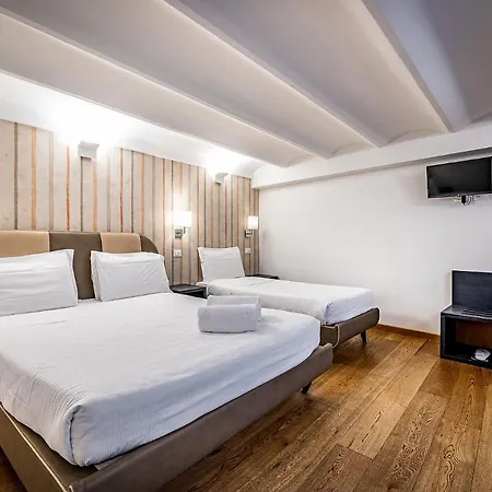 Bed and breakfast Martelli 6 & 3*