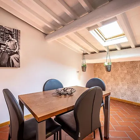 Martelli 6 & Bed and breakfast