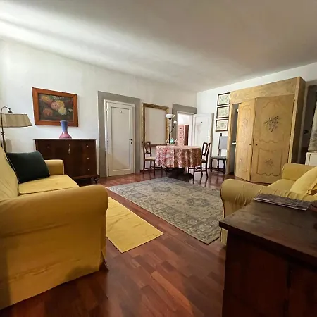 Residenza Dei Medici Palace Pina