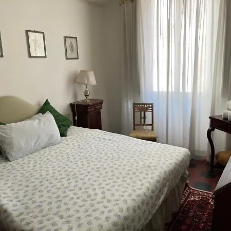 Residenza Dei Medici Palace Pina *