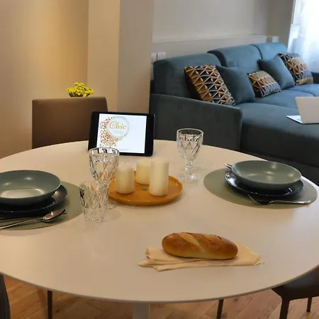 Chic Boutique Apartment *