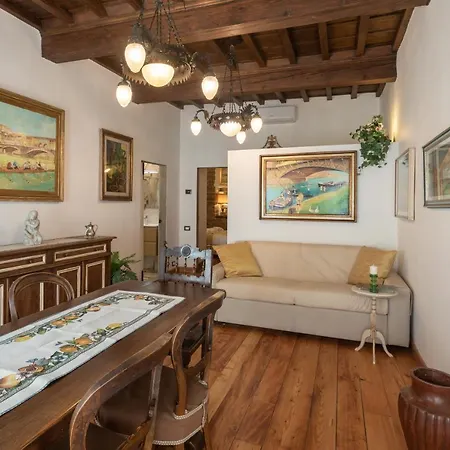 Boutique Ponte Vecchio Florencia