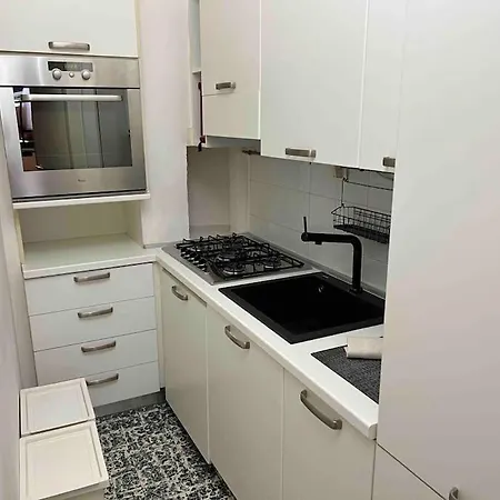 Ponte Vecchio Cozy Oltrarno Apartment