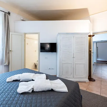 Santa Monaca Suites * Florence
