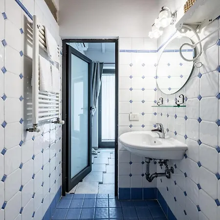 Santa Monaca Suites Florence