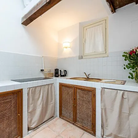 Santa Monaca Suites