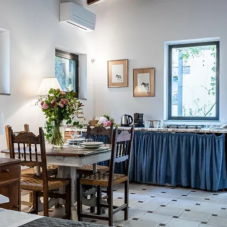 Maison d'hôtes Santa Monaca Suites *