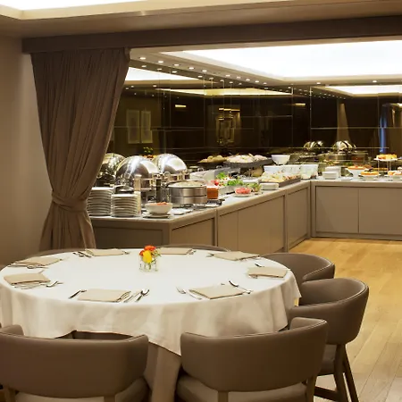 Starhotels Michelangelo מלון פירנצה
