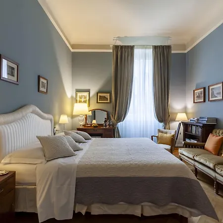 Opera Boutique Bed & Breakfast