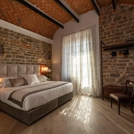 Donati Luxury Tower 5*