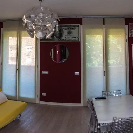 Bilocale A 2 Piani Zona Stadio Apartment *