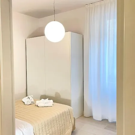 Casa Cavour White