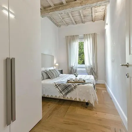 Pitti Flat - Belcanto