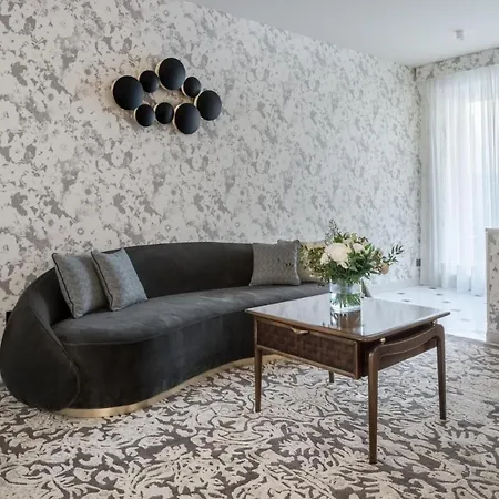 Palazzo Signoria Luxury 10- Giuditta 아파트 *