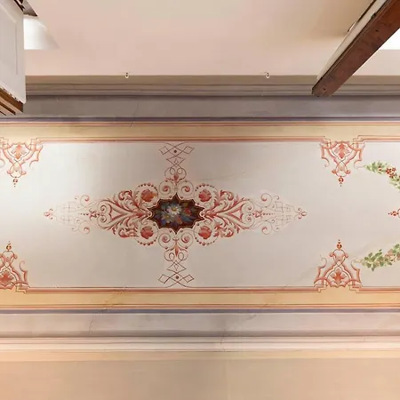 Santo Spirito Luxury Apartment Florence