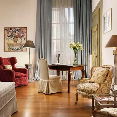 Leone Blu | Esperienze Hotel 2*
