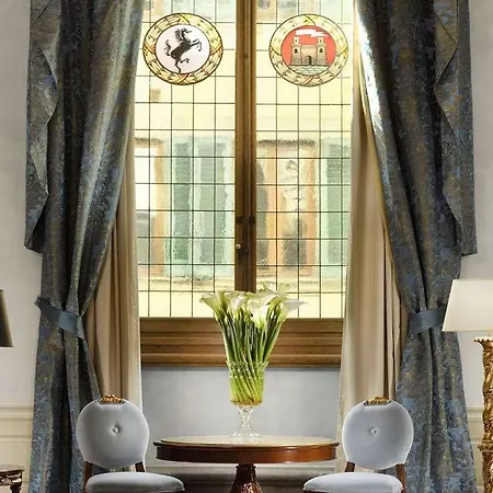 Palazzo Portinari Salviati Residenza D'epoca Hotel Florence