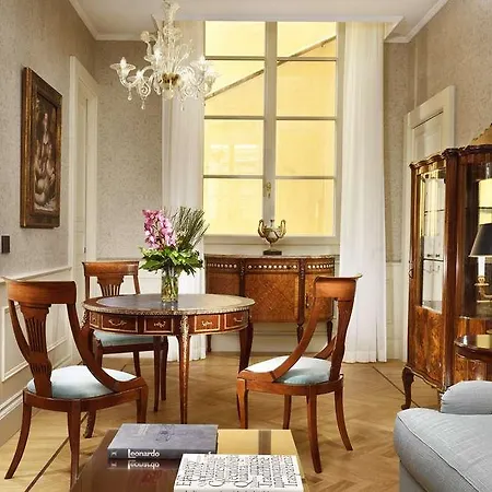 Palazzo Portinari Salviati Residenza D'epoca Hotel *