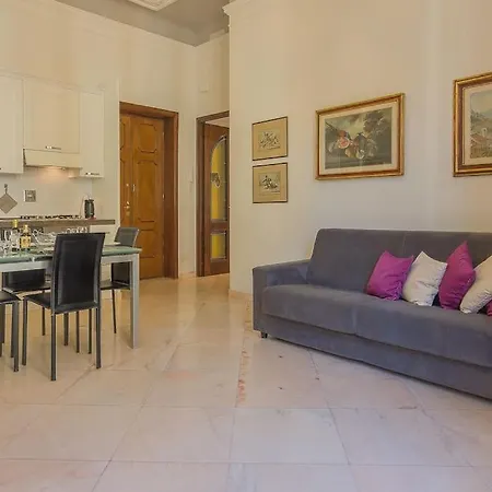 Apartment Zara Florence