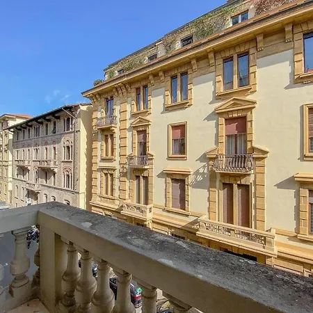 Zara Apartment Florence