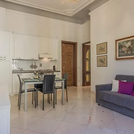 Apartment Zara Florence