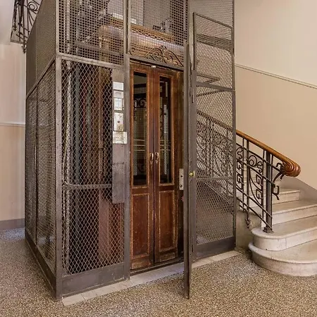 Zara Apartment *