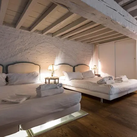 Santa Croce Loft Apartment *