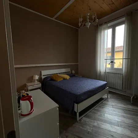 Second Floorence Homestay Florence