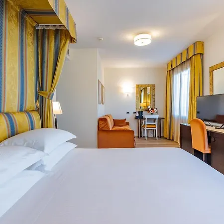 Hotel Fh55 Grand Mediterraneo 4*