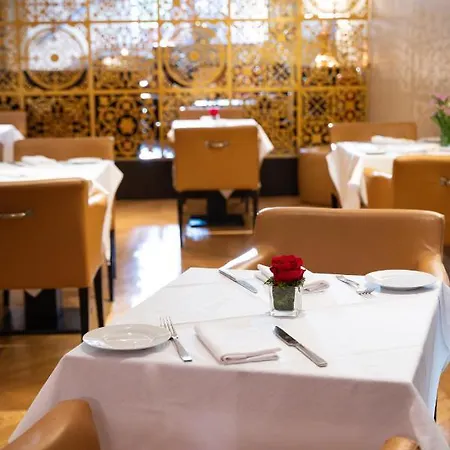 מלון Starhotels Michelangelo