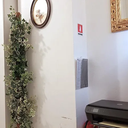 Apartment Renovated Central
