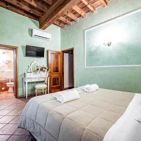 Katti House - Florence's Center 2* فلورنس