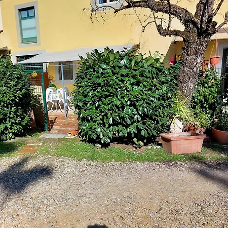 Apartment La Piccola Oasi Con Parcheggio
