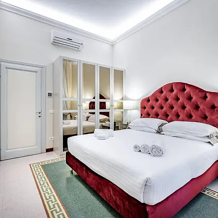 Three Via Roma Appartement