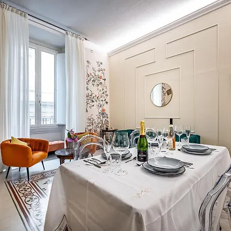 Appartement Three Via Roma Florence