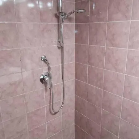 Apartment Nazionale B - Two Bedrooms Nearby Central Station Florence