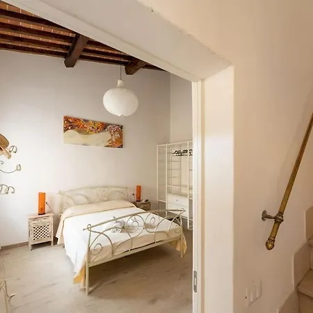 Apartment Keys Of Italy - Maytreya - Albero 2 - Train Station Two Bedroom Flat 2nd Floor Florence