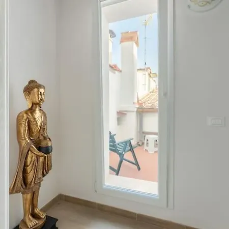 Keys Of Italy - Maytreya - Albero 2 - Train Station Two Bedroom Flat 2nd Floor Apartment Florence