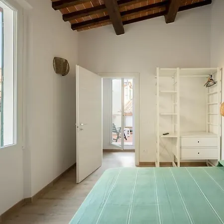 Apartment Keys Of Italy - Maytreya - Albero 2 - Train Station Two Bedroom Flat 2nd Floor