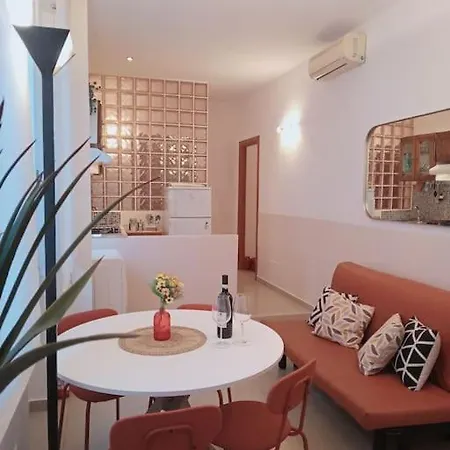 Apartment Nazionale B - Two Bedrooms Nearby Central Station Florence
