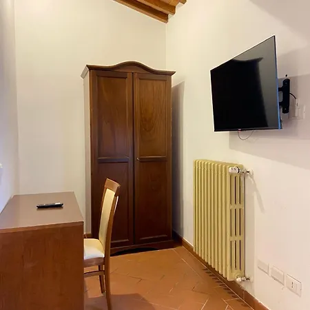Casale Dei Cento Acri Bed & Breakfast 2*