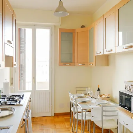 Apartment Casa Ari - Bright And Spacious Flat With Terrace Florence