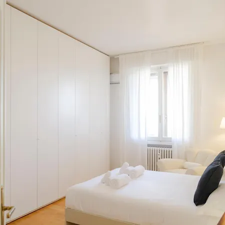 Casa Ari - Bright And Spacious Flat With Terrace * Florence