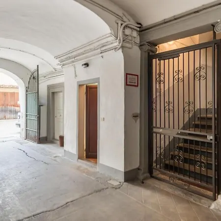 La Casa Di Ugo-a Due Passi Dal Duomo Florence